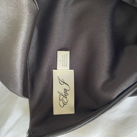 ELIZA J Satin and Crepe  Formal / Semi-Formal Jumpsuit in Black: Sz 4 - Picture 6 of 6